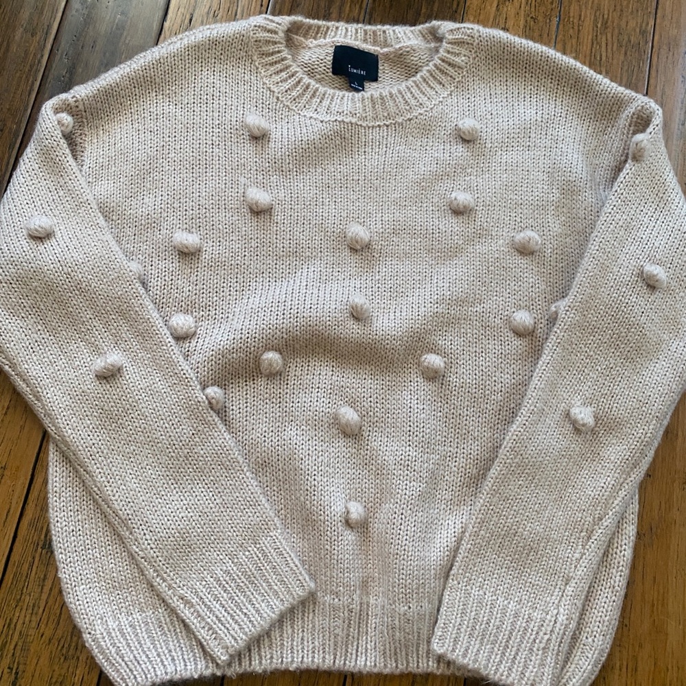 Pom pom sweater
